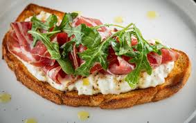 PLATEAU DU MOIS   (produits de saison)