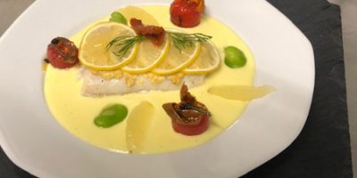 Pavé d’Esturgeon rôti au beurre de truffe et sa fricassée de champignons sauvages