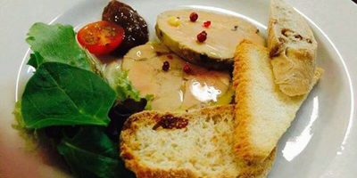 Foie gras de Canard truffé mariné au Muscat cuit au torchon